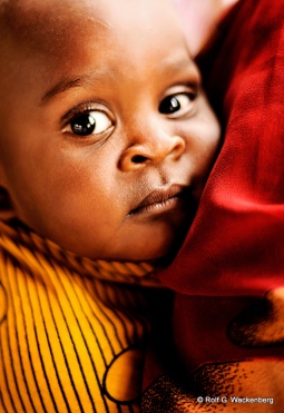 Baby, Tansania, Foto/Copyright: Rolf G. Wackenberg